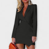 Cláudia – Večerna Blazer Obleka" can be rewritten as "Cláudia – Elegantna Blazer Obleka za Večer.