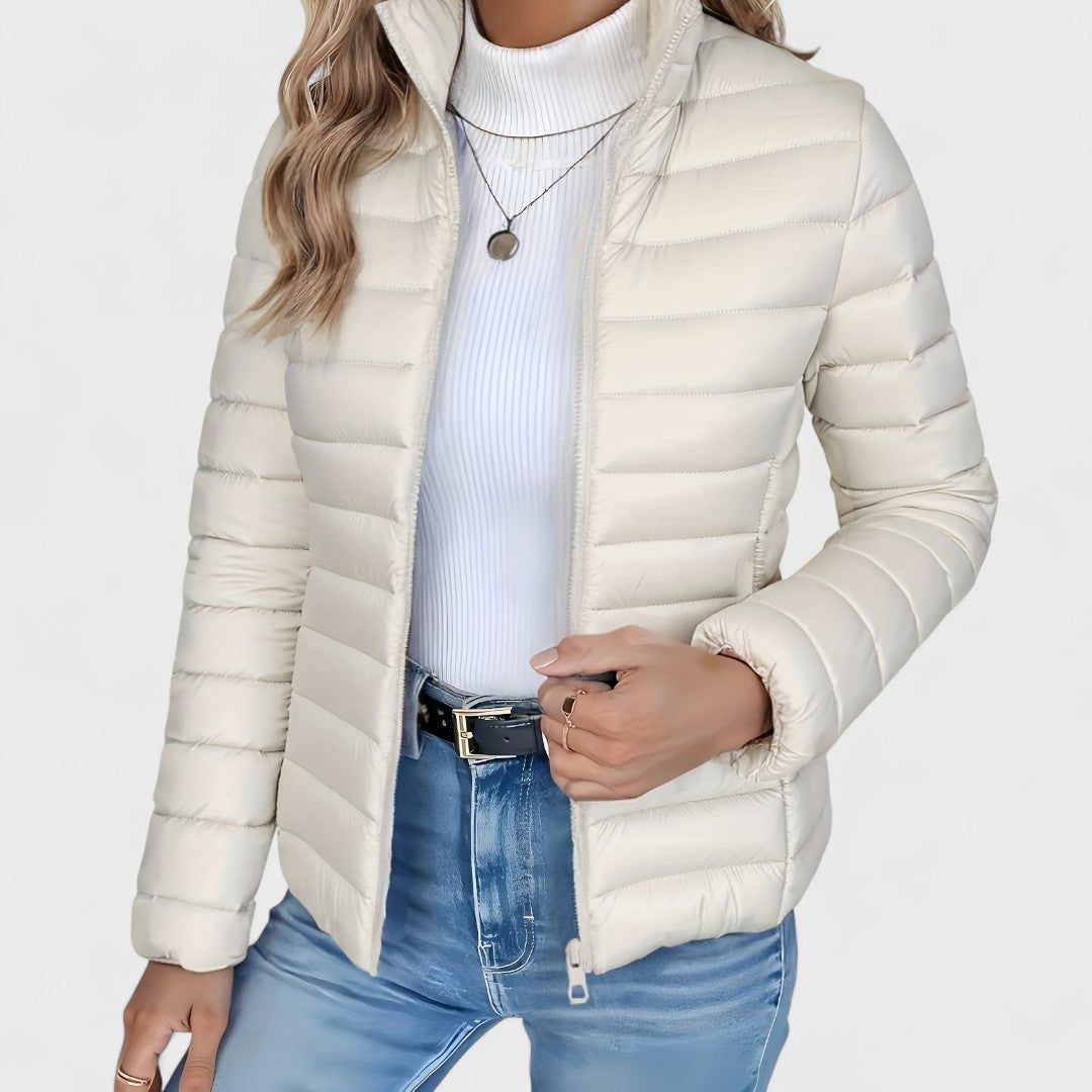 Saja – Eleganten Dolg Plašč s Ovratnikom
